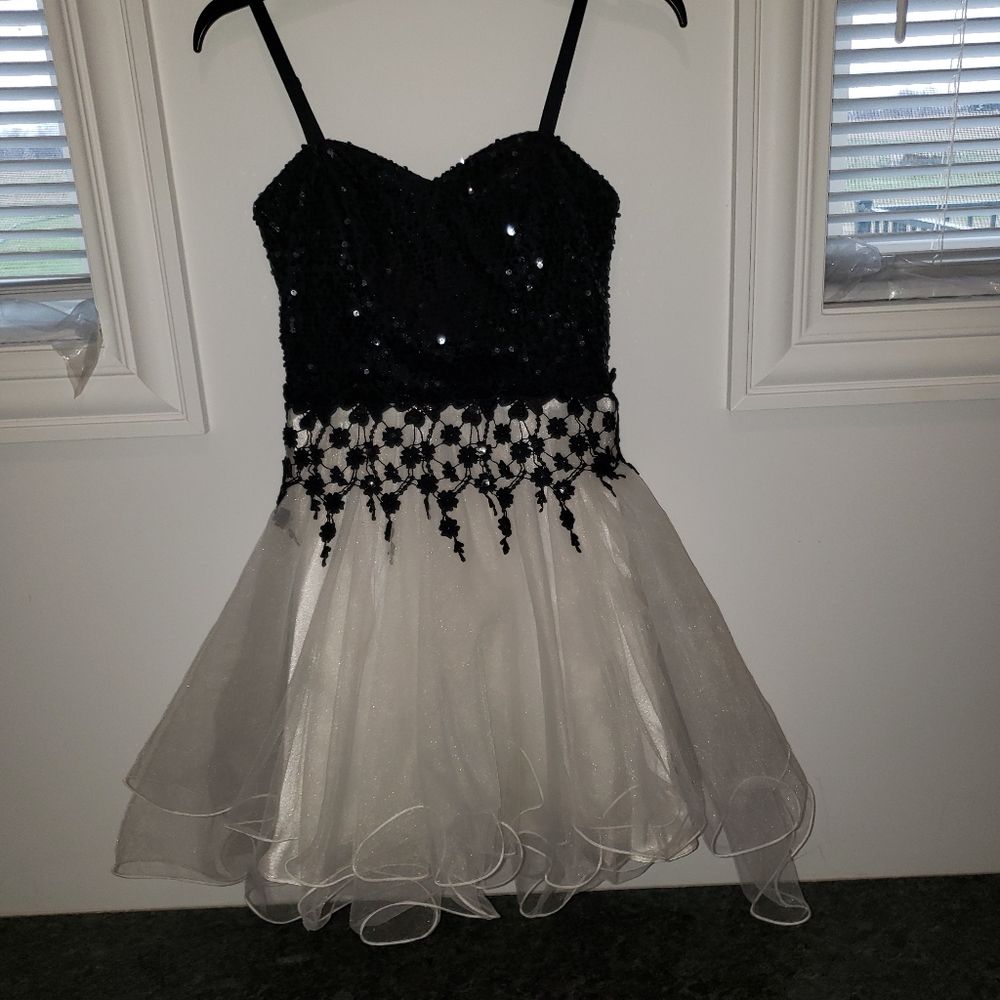 Women's dress